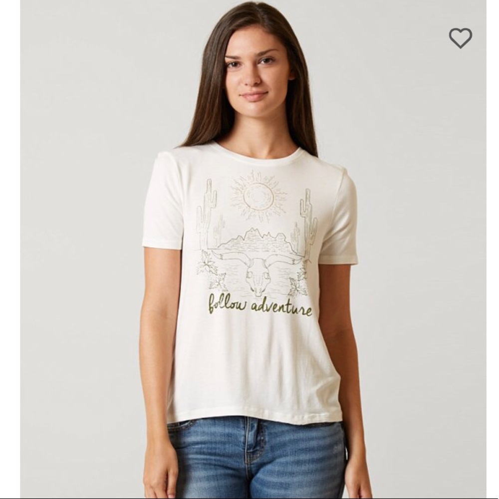 Follow Adventure Tee!